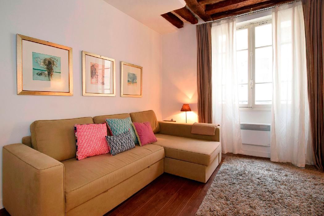 Rental Furnished apartment - 2 rooms - 37m² - Louvre - Palais Royal