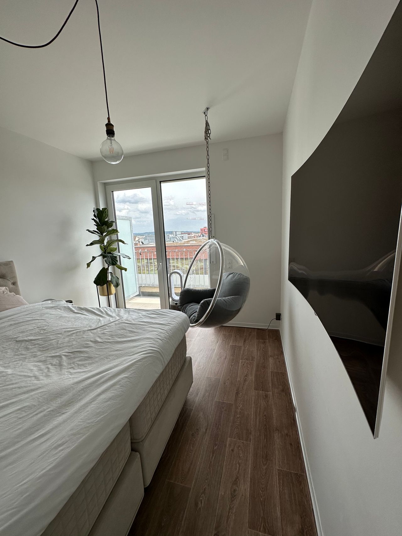 Luxurious penthouse with view over the roofs of Düsseldorf