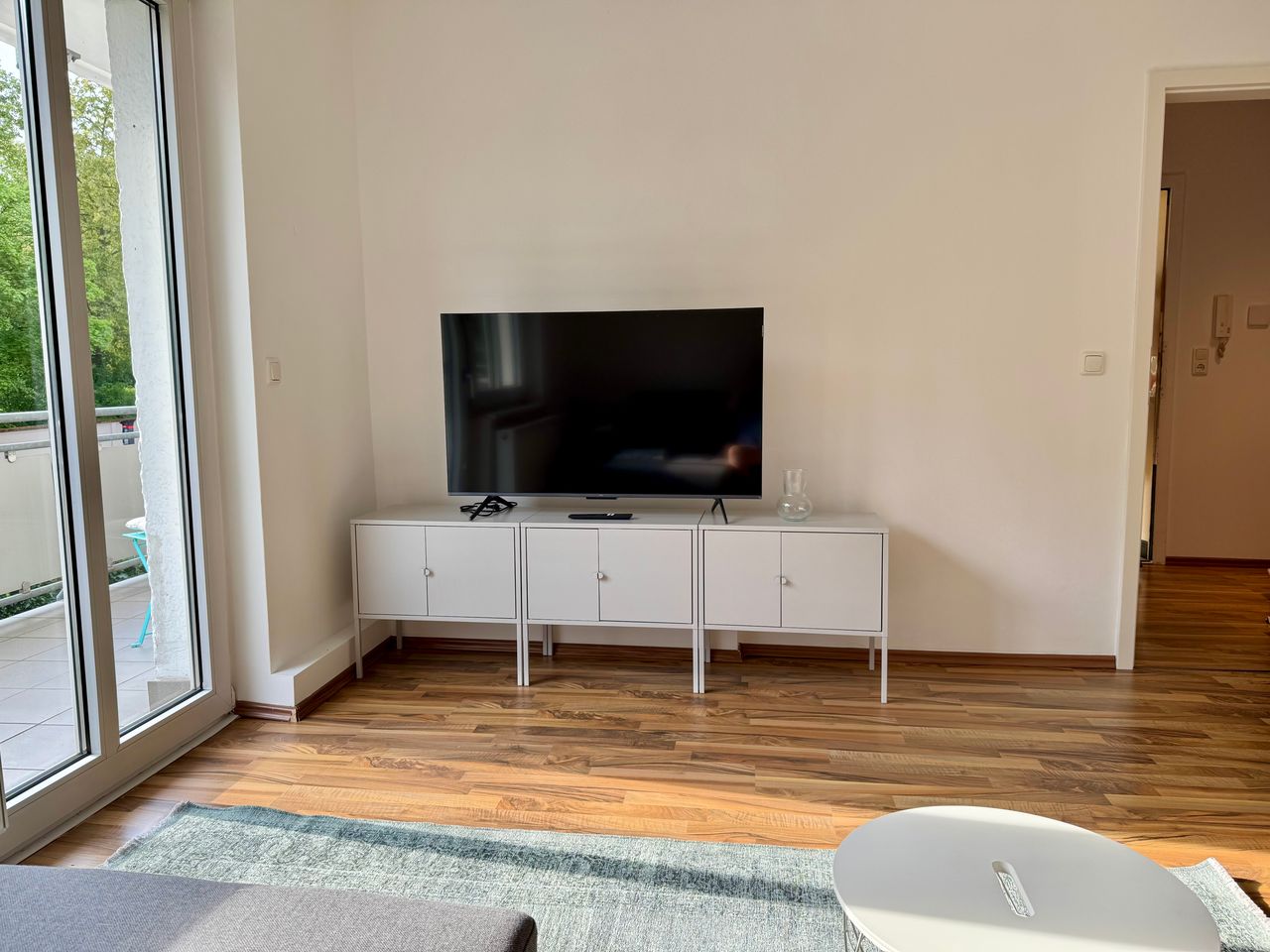 Beautiful Newly Renovated 2-Room Apartment with Large & sunny Balcony in Cologne – First Occupancy!