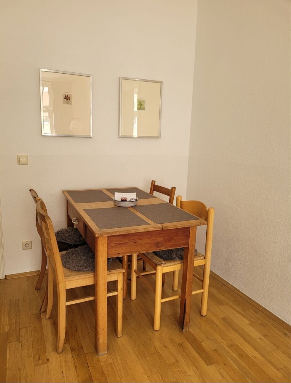 Stylish and bright 2-room apartment to relax in Leipzig Südvorstadt