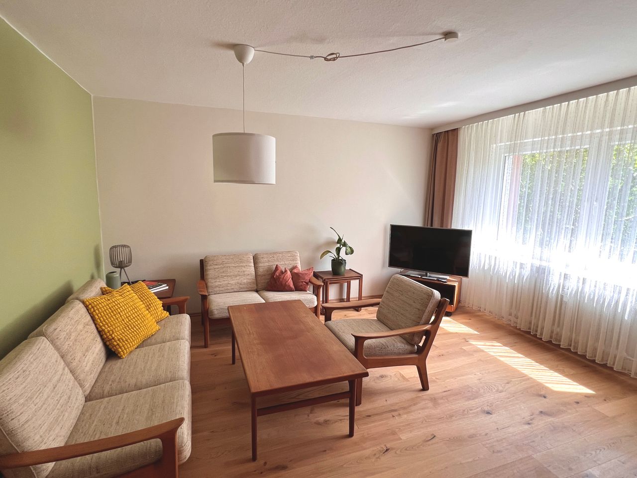 Beautiful, bright apartment in a central location in Wilmersdorf
