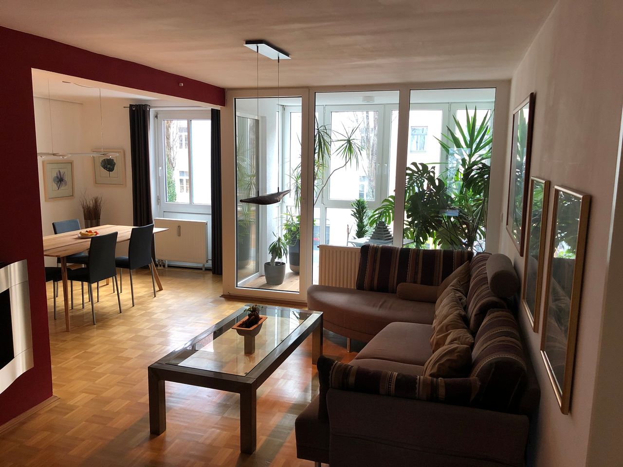 Exclusive Flat in centrally located 'Alt'Sendling/ Munich, 2 sep. entrances, fully equipped