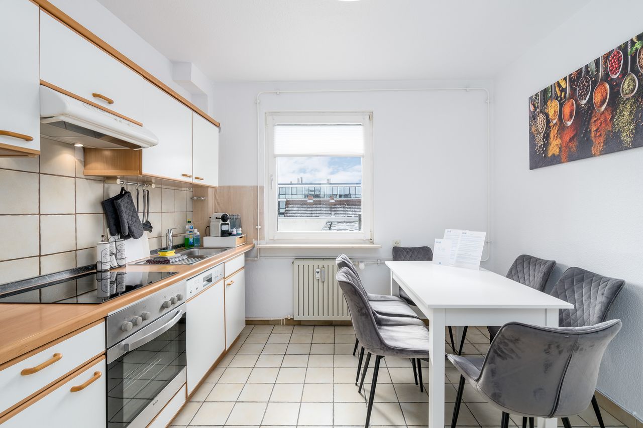 < VW Close | Design | Terrace | Parking | Kitchen >