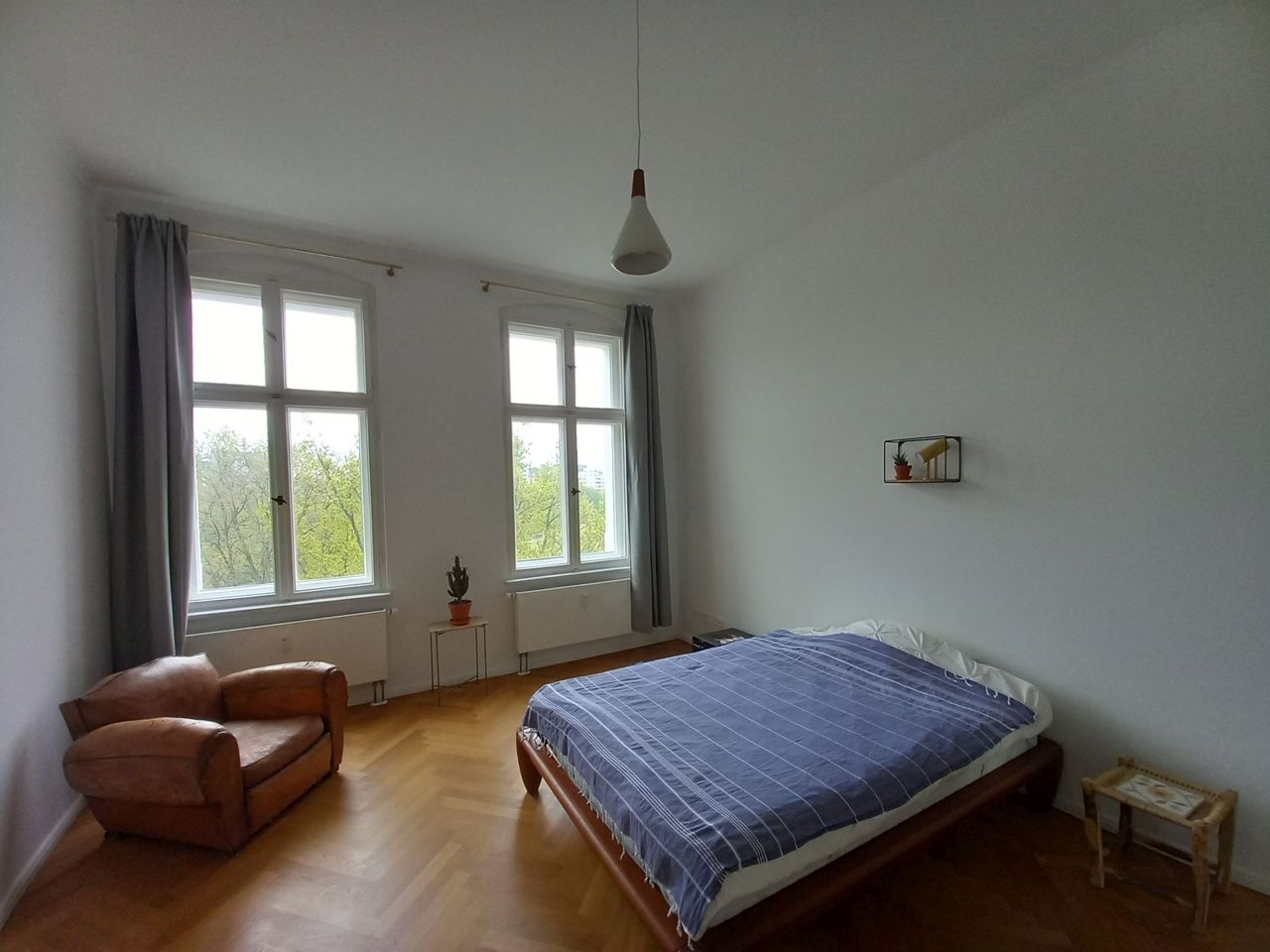 Amazing suite with balcony overlooking park and canal, Kreuzberg