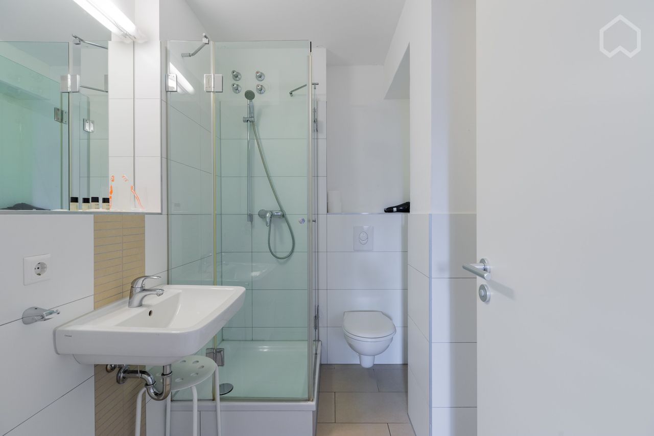 Great suite in Kreuzberg with great connection