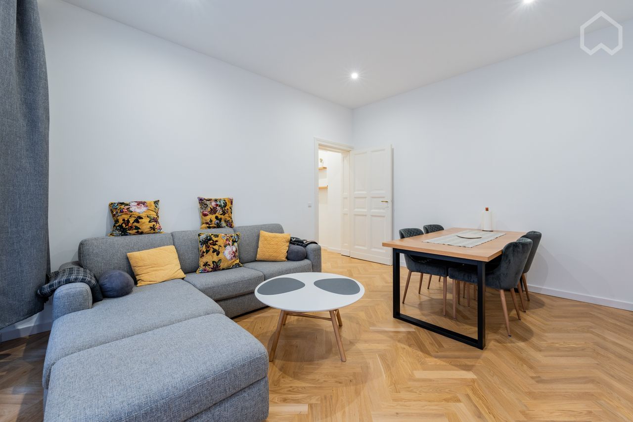 Stylish and Fully Furnished 2-Room Apartment in Berlin, Charlottenburg