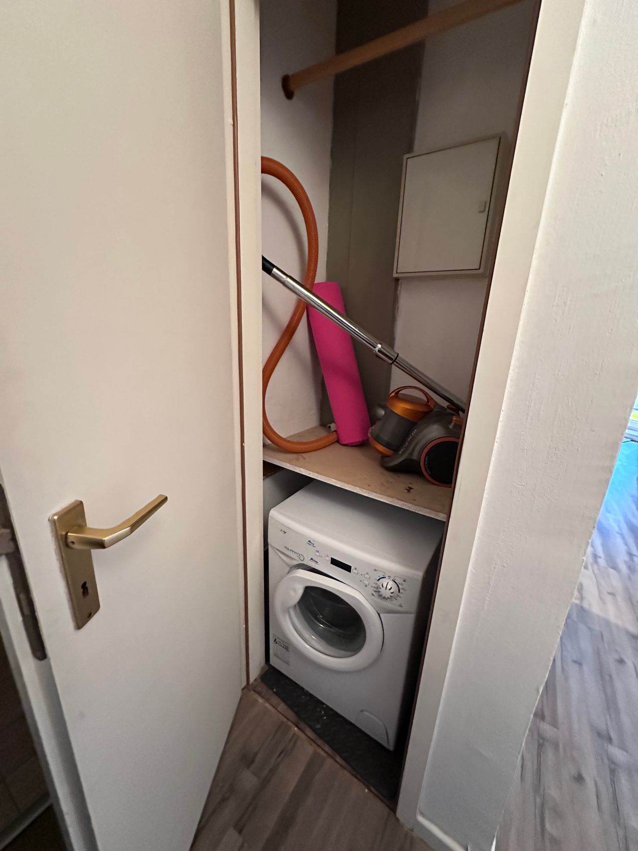 Charmantes, großartiges Studio Wohnung in Düsseldorf Center