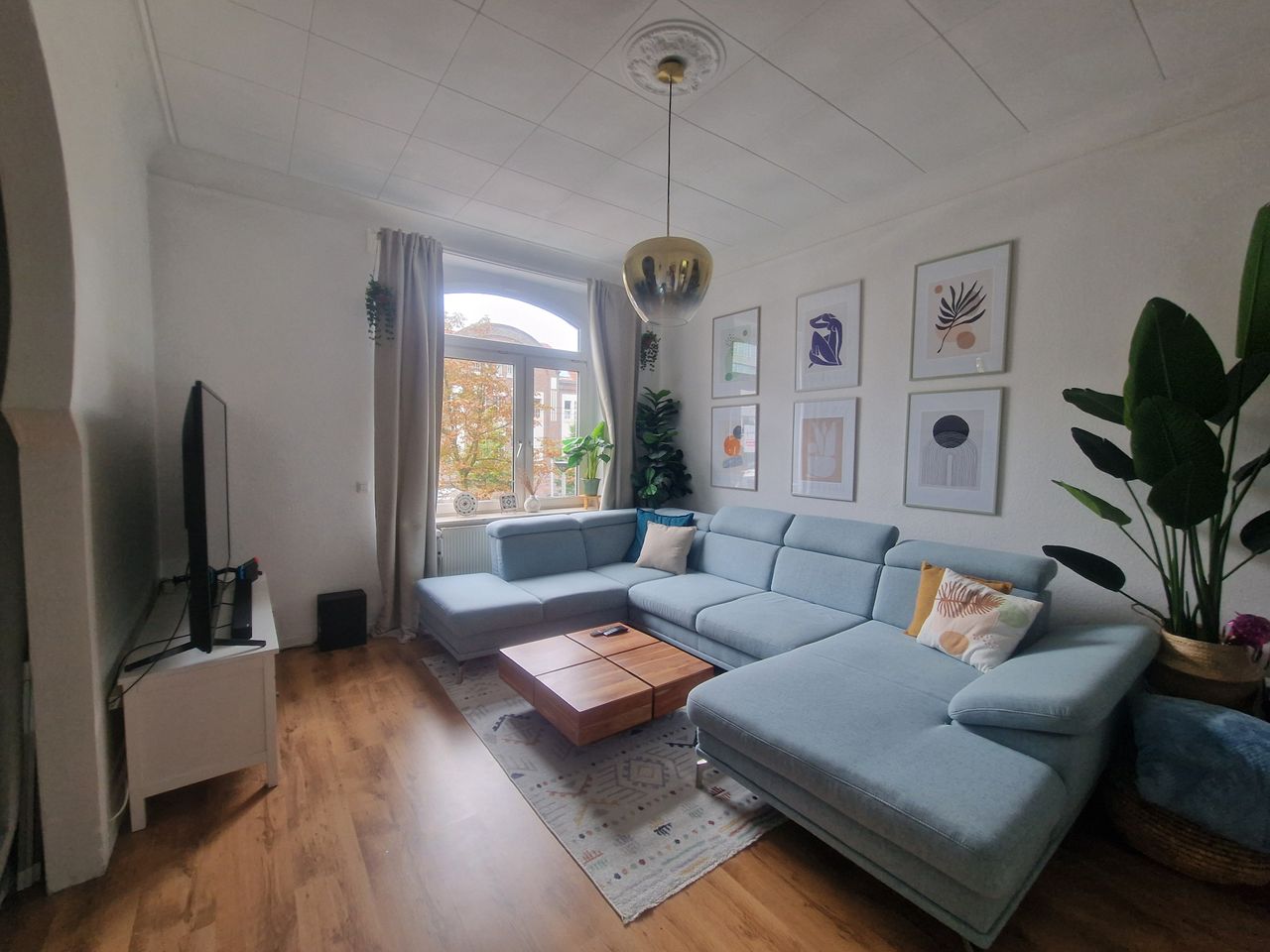 4 Room flat with fully equipped kitchen in Düsseldorfs finest area - Weekly cleaning