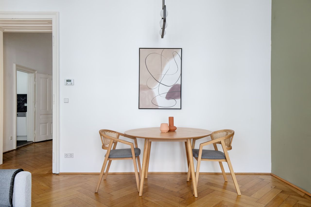 1BR | Alsergrund, nr bars, U4 & trams