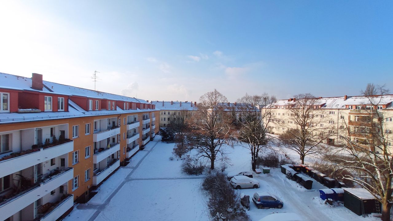 Quiet, light-flooded top floor apartment in Reinickendorf