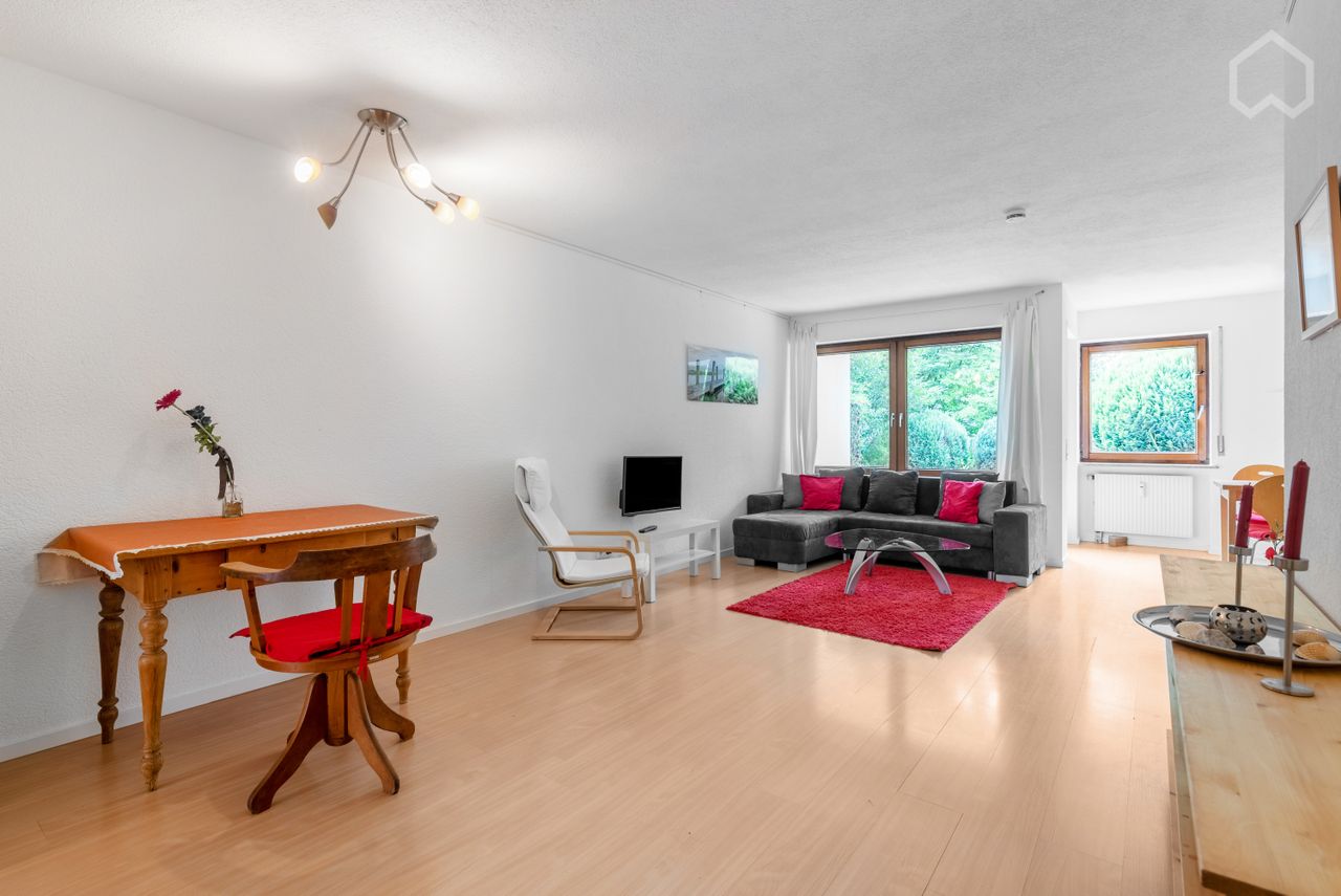 Beautiful, spacious terrace apartment in Munich-Sendling, central and quiet