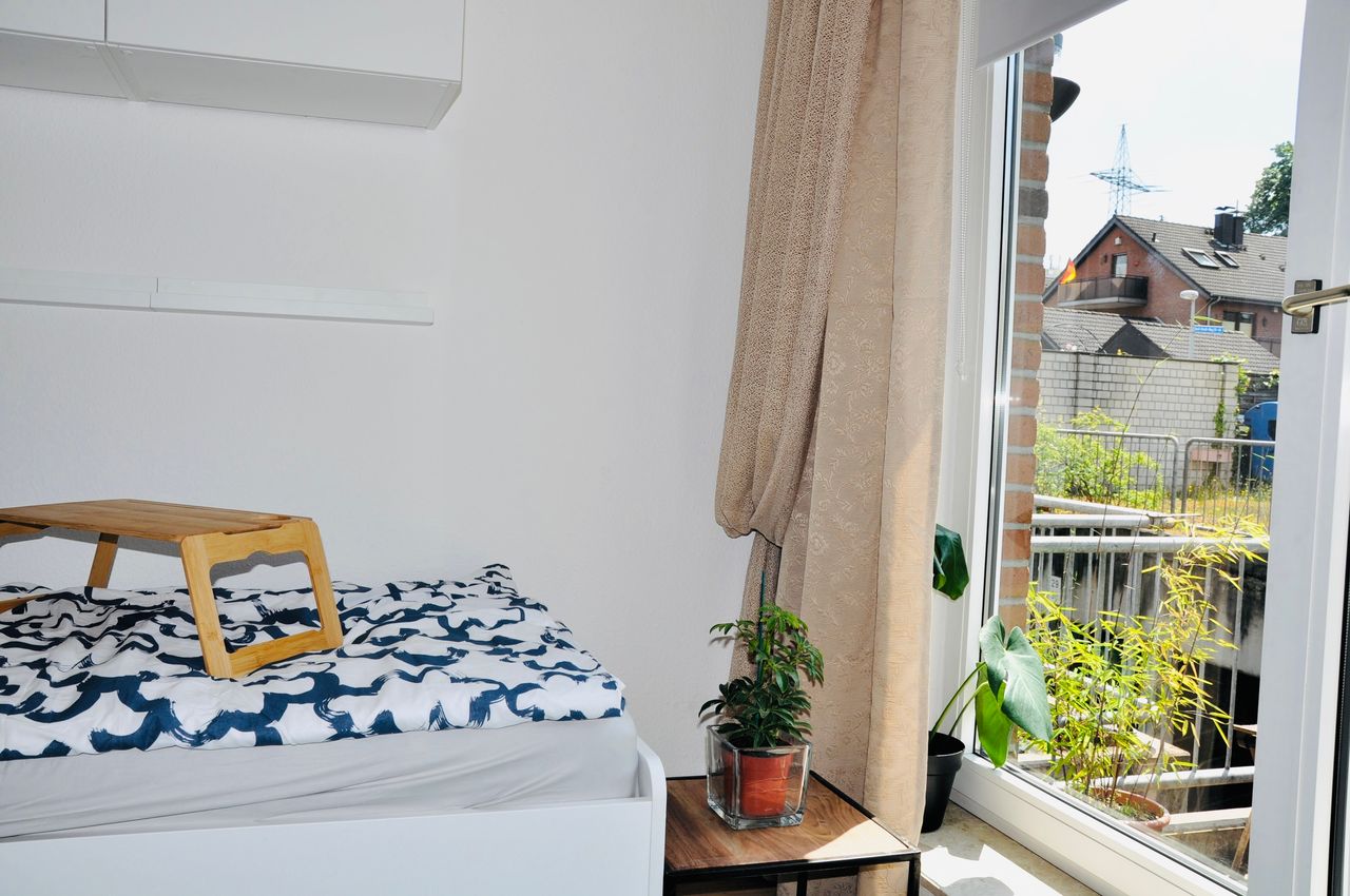 Welcome to our charming 30 sqm studio apartment in Essen! - Perfect for 1 Person
