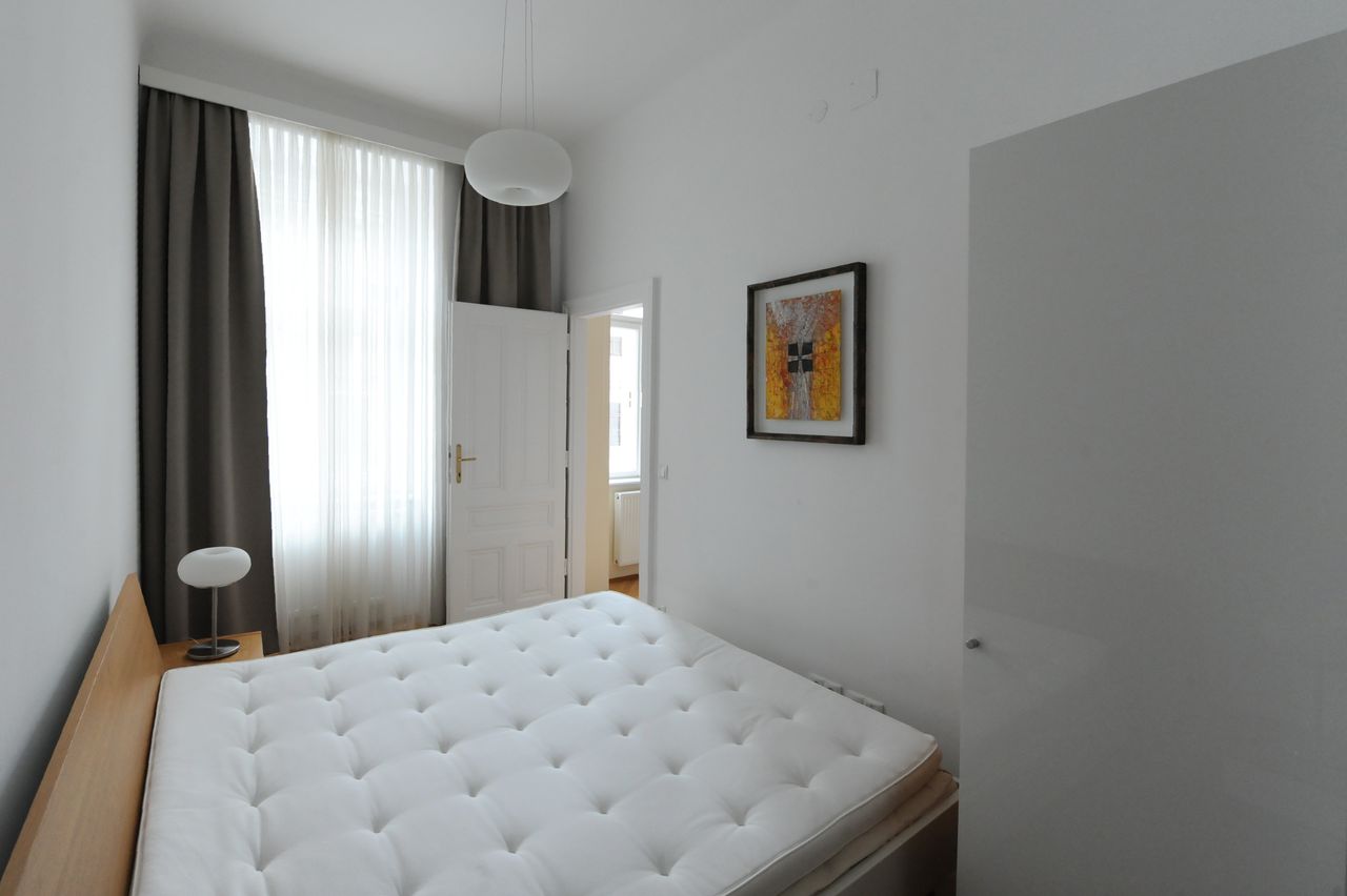 Beautiful, modern apartment near city center (Vienna)