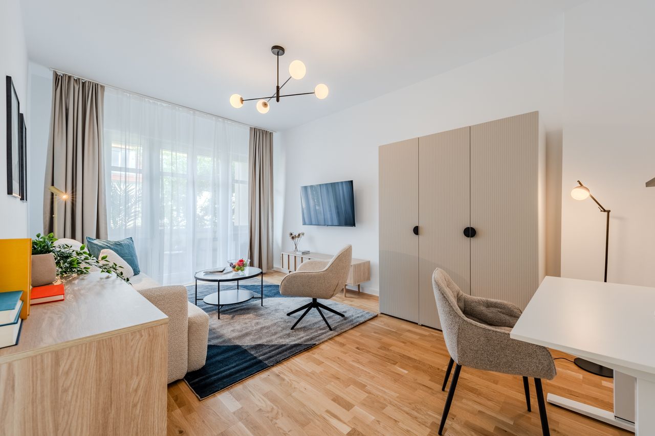 Modern-designed and furnished 1-bedroom apartment in Neukölln