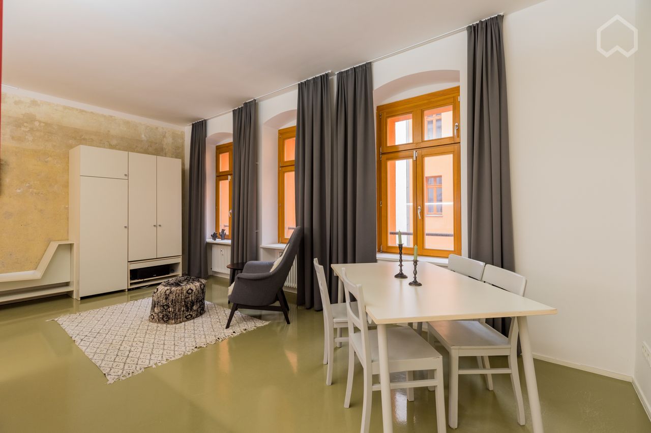 Bright apartment in top location in Friedrichshain (Berlin)