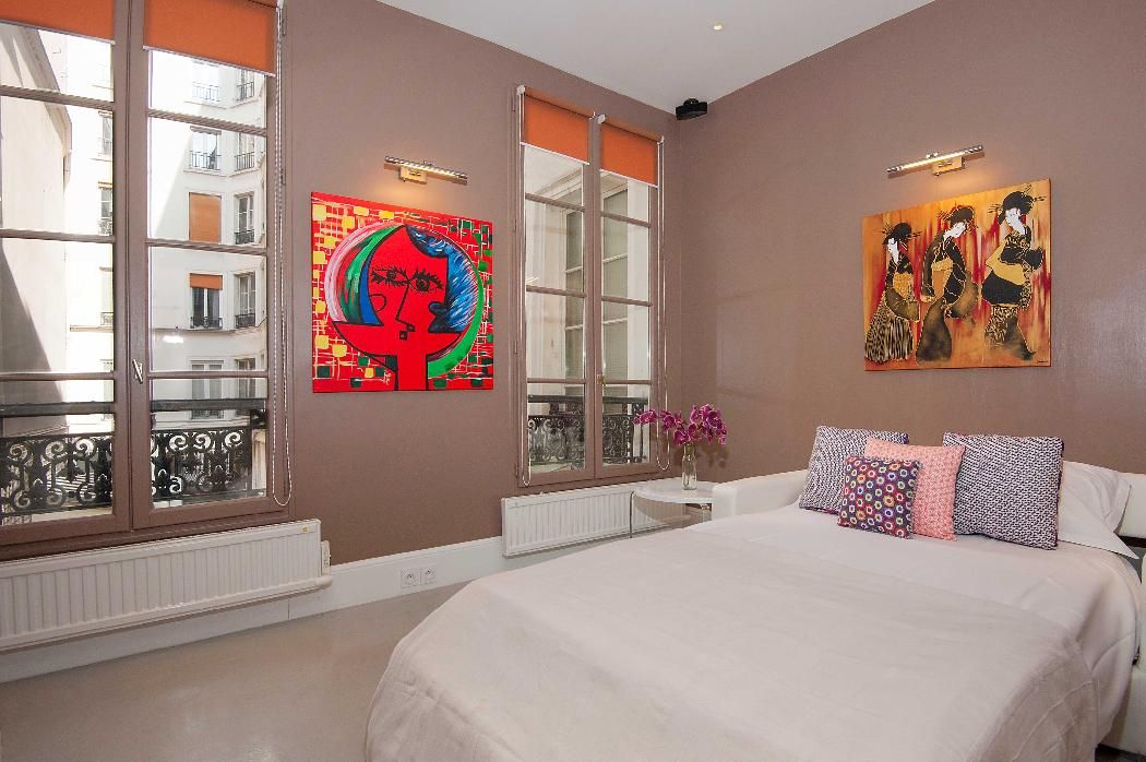 Elegant 38m2 Apartment with Refined Design in the Sought-After Montorgueil Neighborhood