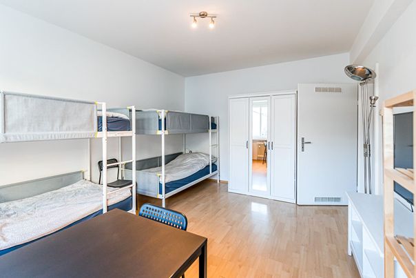 Modern, neat flat (München)