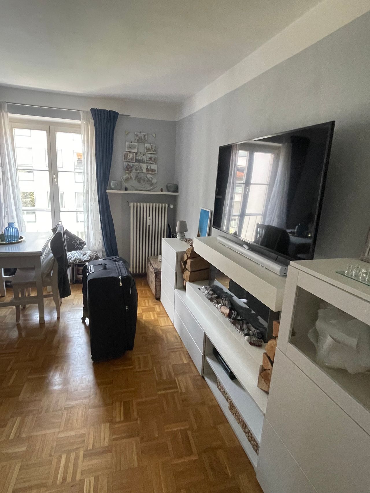 Directly at Sendlinger Tor, in the center, 2 room apartment, subway in front of the door