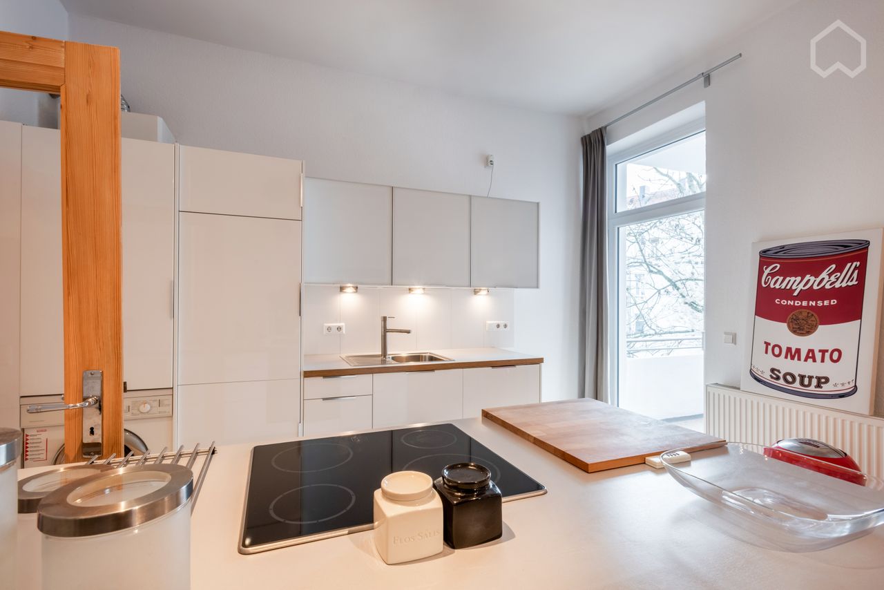 Beautiful and centrally located 2 room apartment in the Südstadt