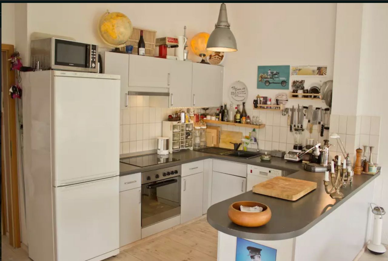 from 11.Dec Bright 80sqm apartment, roof terrace Berlin Neukölln