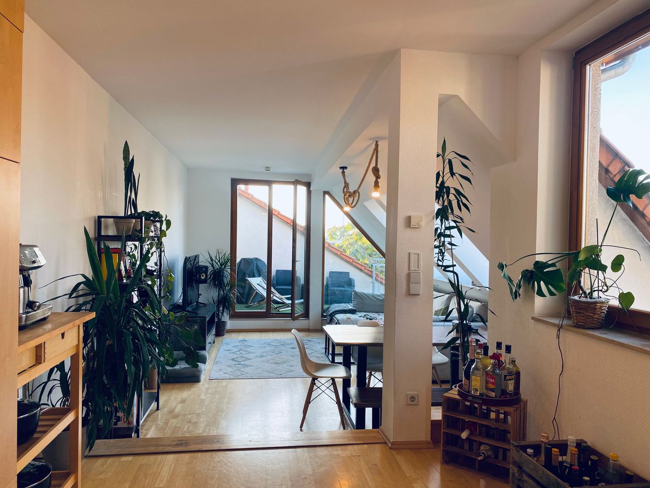 Cozy penthouse with beautiful terrace in Berlin Mitte