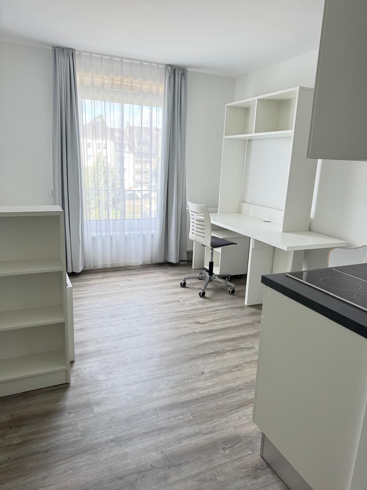 🌟 Modernes und möbliertes Zimmer in zentraler Lage in Düsseldorf-Düsseltal
