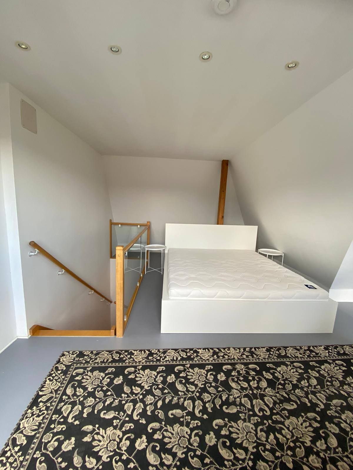 Spacious and perfect flat over the roofs of Stuttgart.