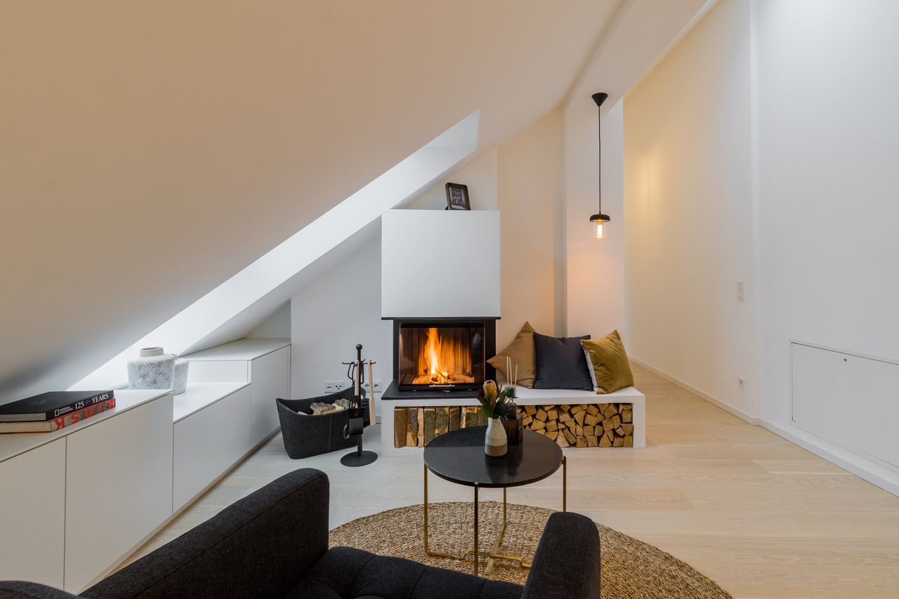 charming luxury apartment in Berlin Mitte with fireplace and 2 terraces