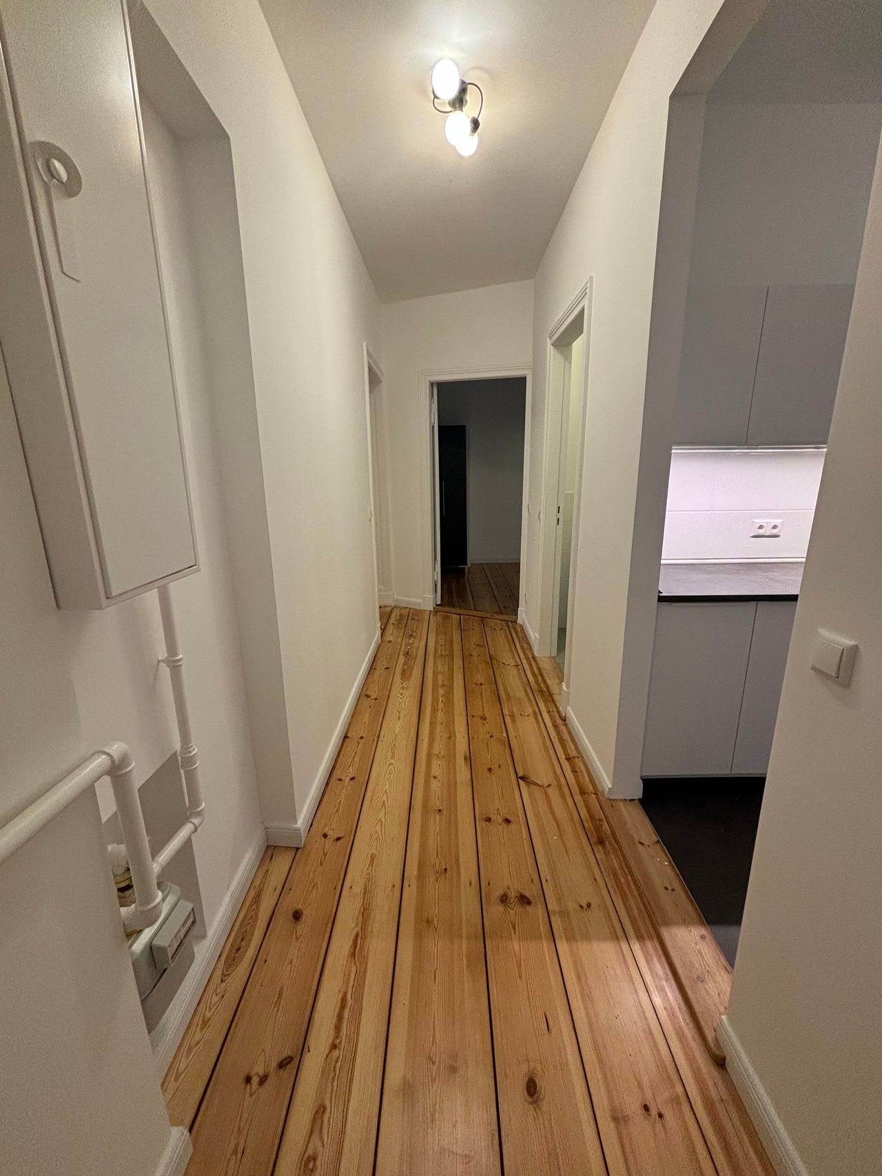 Modern 1 bedroom apartment in central Berlin (Neukölln) available now