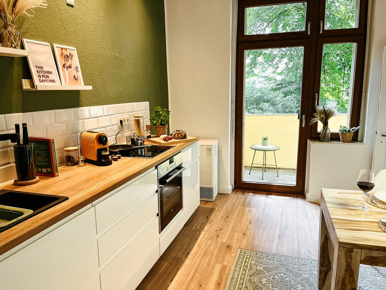 MARA - the modern and cozy 3-room apartment near the University Hospital Essen/Gruga/Messe with a fitness area