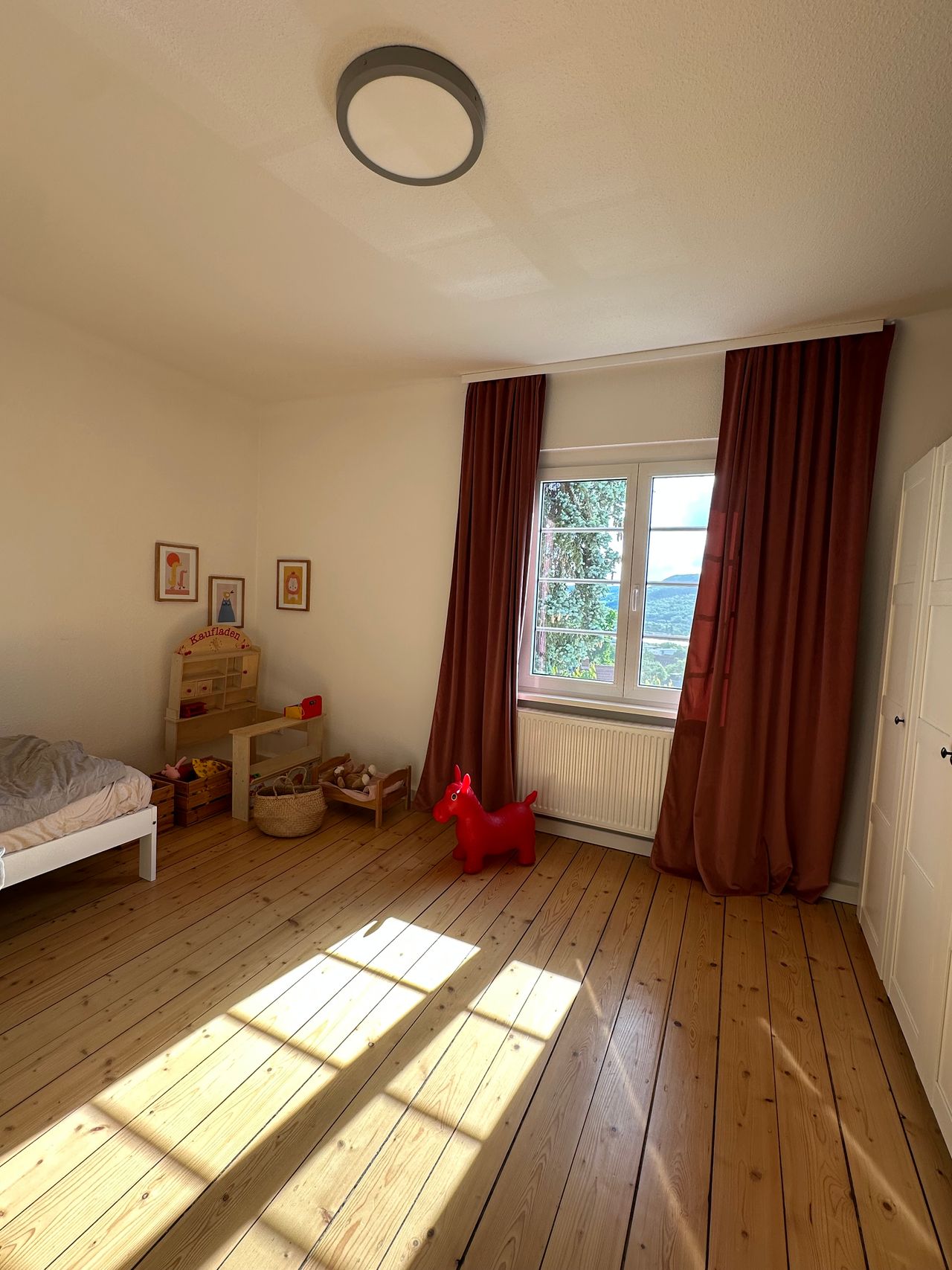 Exclusive City Villa in Jena with Stunning Views on Wunderflats