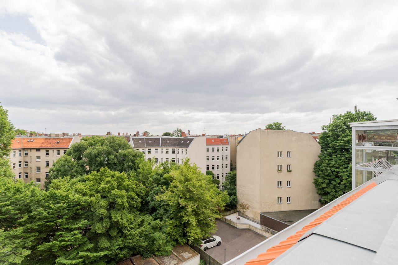 Attic studio in the heart of Neukölln with two great terraces
