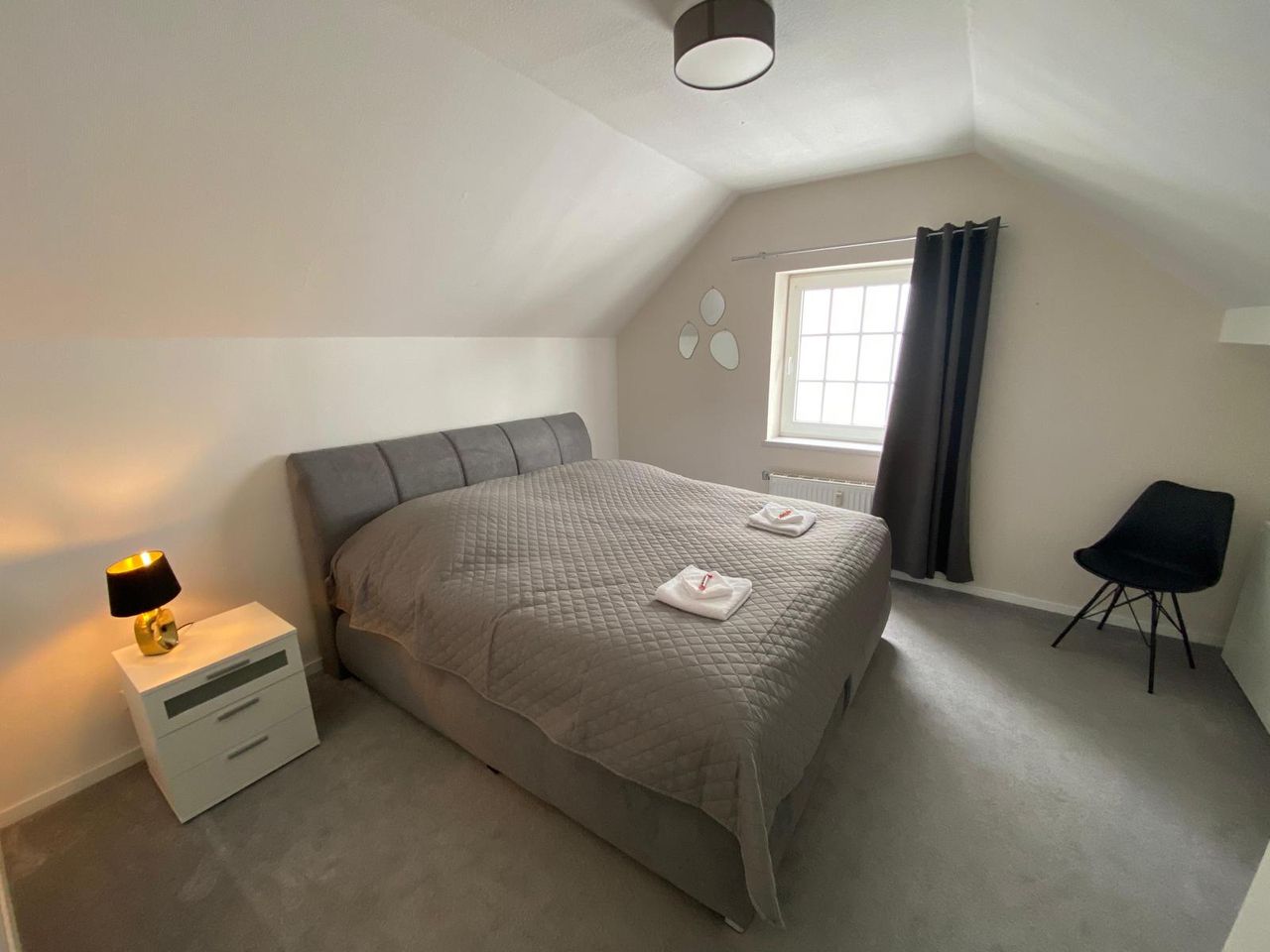 Pretty, spacious flat in quiet street, Essen