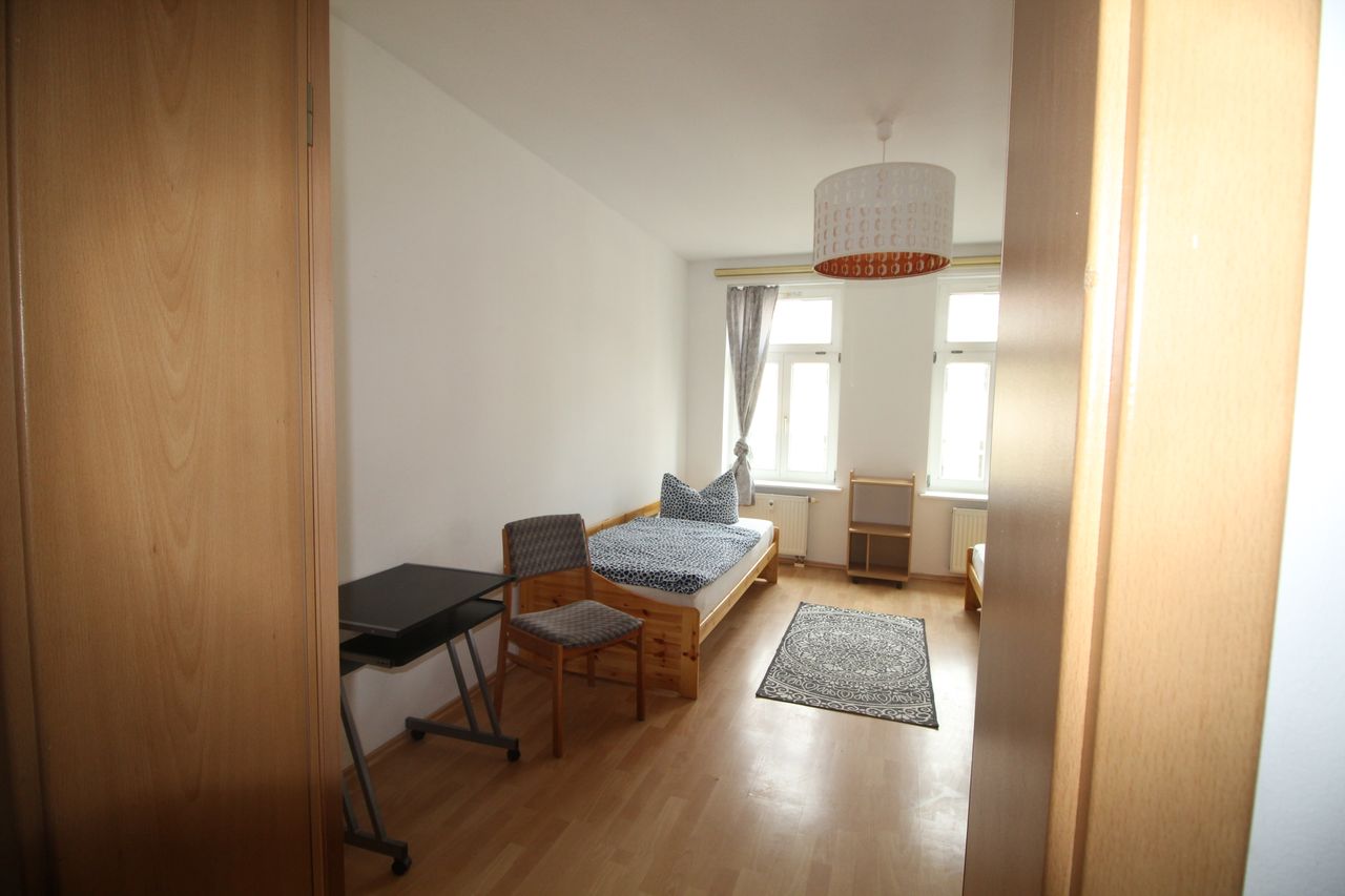 DSK apartment - Bright 2-Room Apartment in Leipzig East with Great Connections & Stylish Design