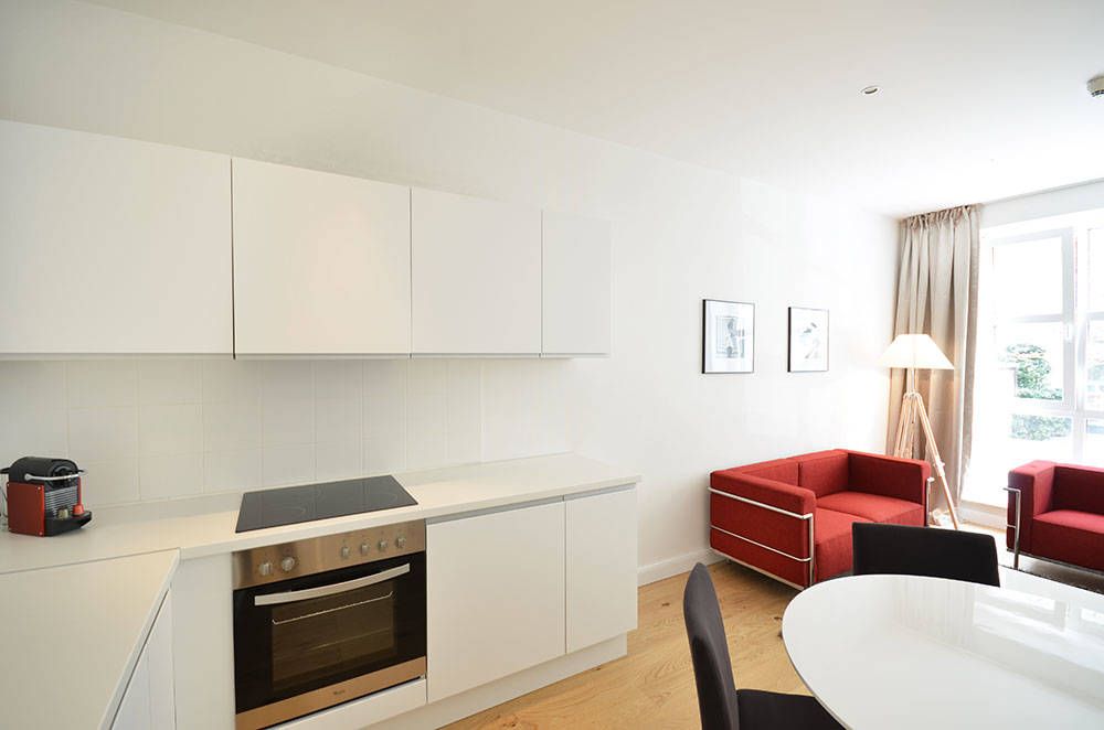Exquisite, fully furnished 1-bedroom designer apartment for your temporary stay at Frankfurt Green Belt