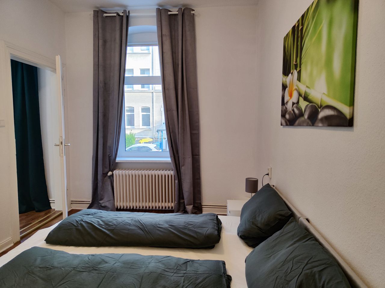 Spacious accommodation - close to the city centre