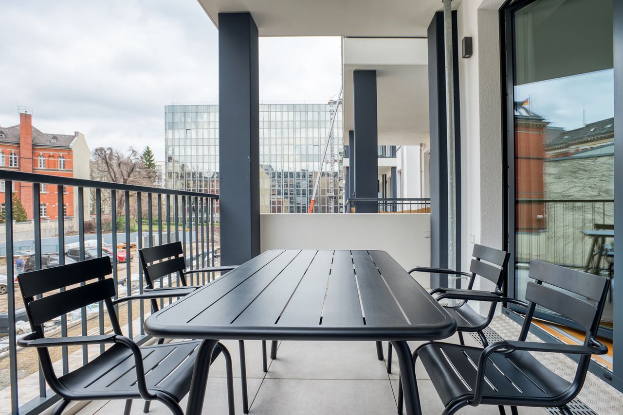 Bright & nice loft located in Spichernstraße