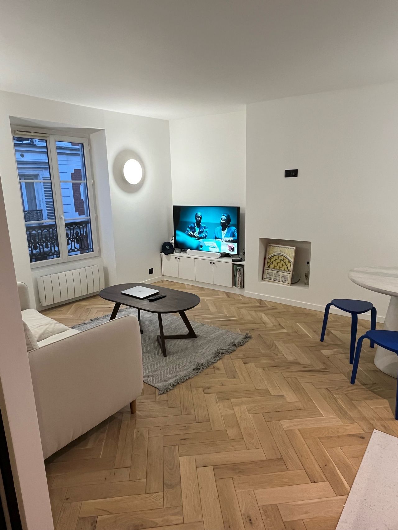 Two rooms near rue des Martyrs