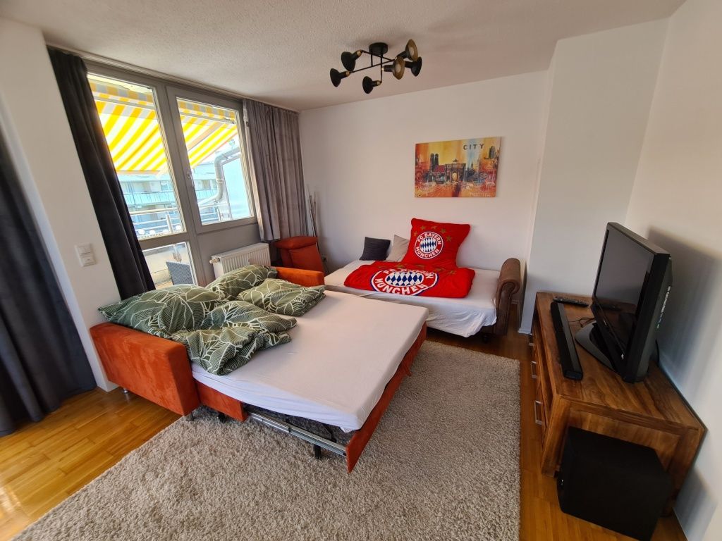 Temporarily & furnished: new flat share possible! Roof terrace flat Theresienwiese, TG, sunny and bright