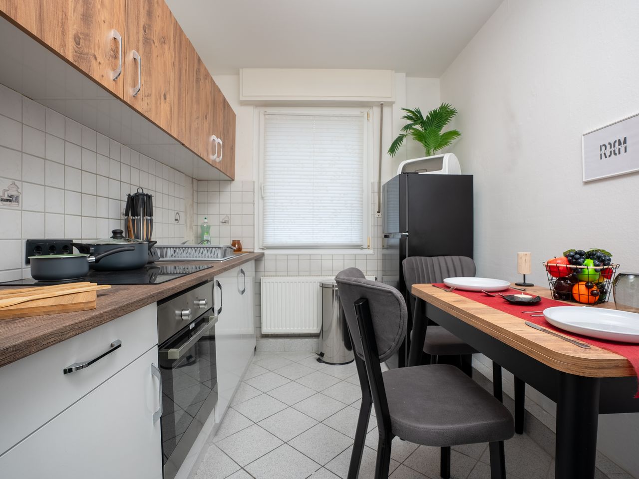 Serviceroom24 - Apartment 1 in Herten WLAN - Smart-TV - 24-7 Check-in