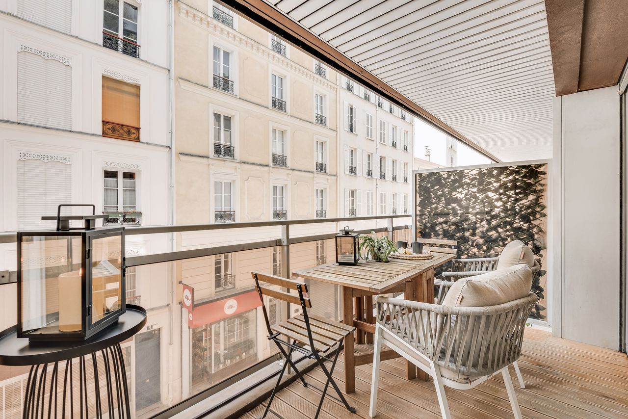 1 bedroom and terrace in Champs de Mars