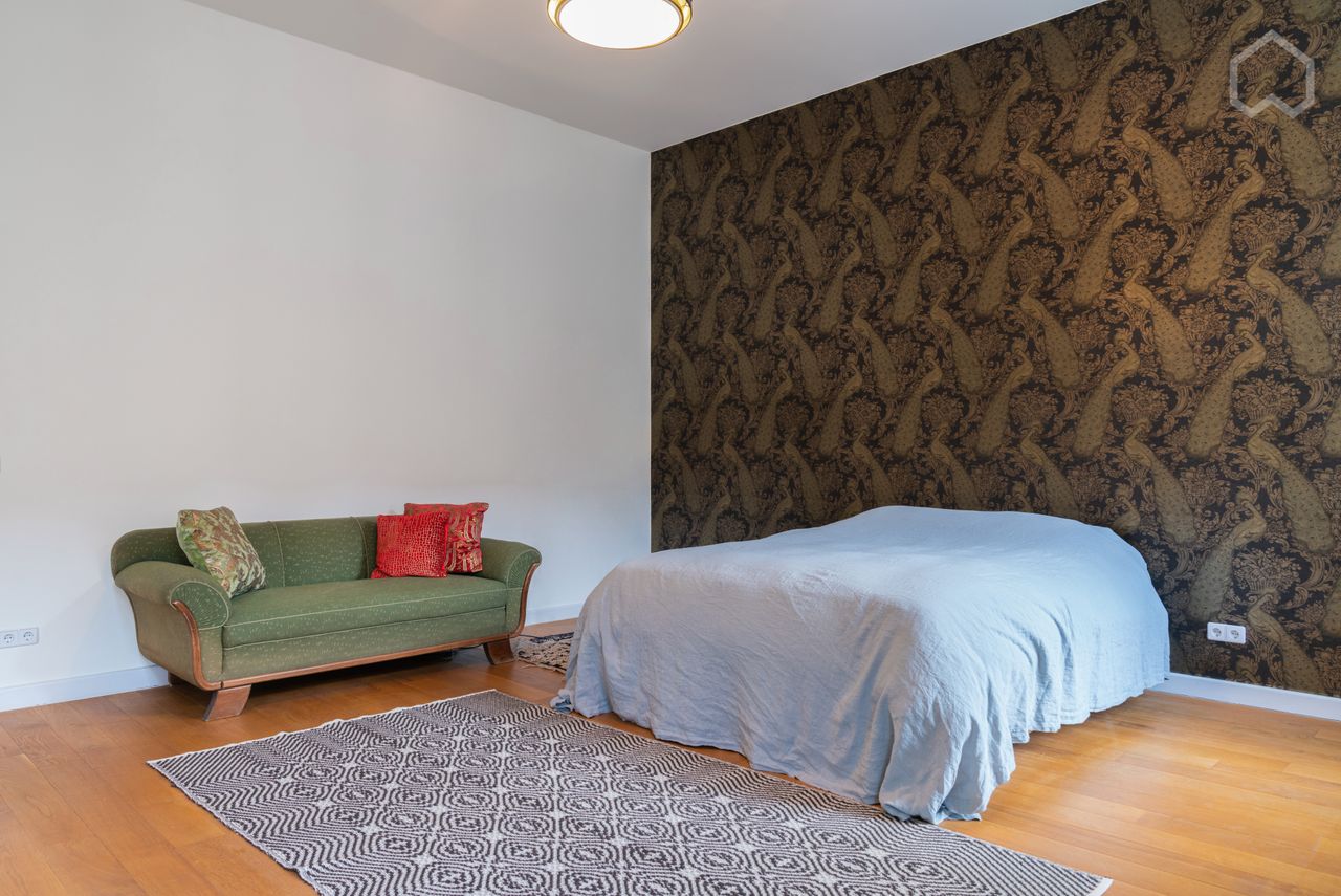 Spacious city apartment not far from the Museum Island