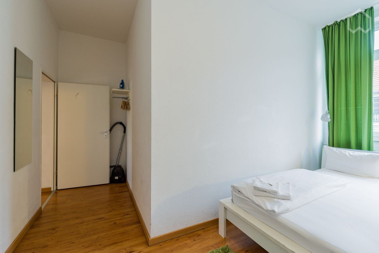 New & amazing studio close to city center
