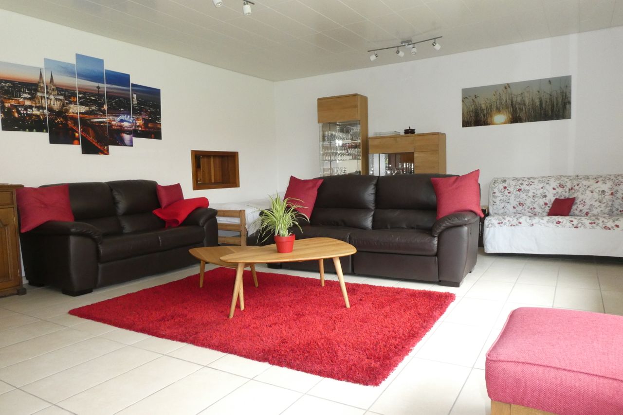Spacious and fully equipped apartment in northern Cologne