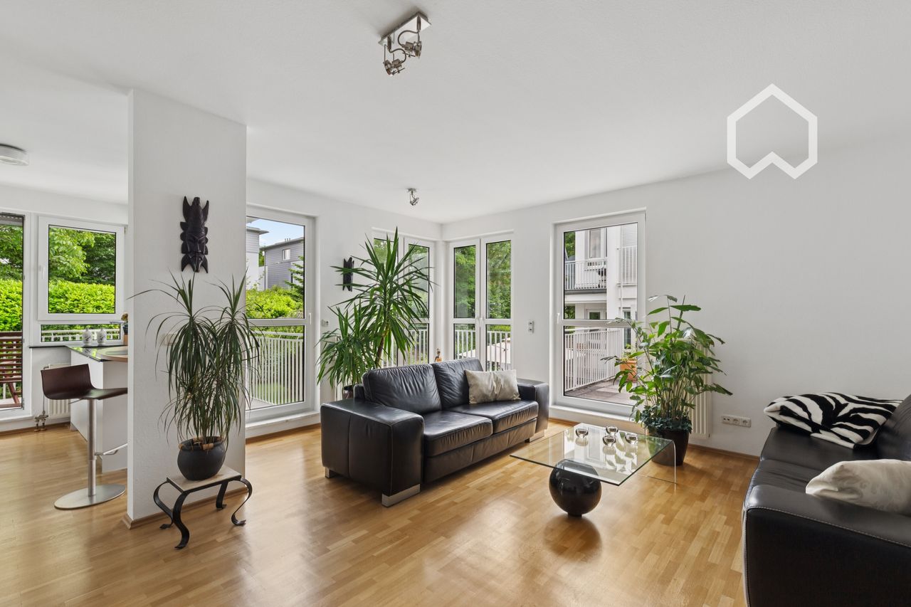 Spacious loft with garden in Frankfurt Sachsenhausen