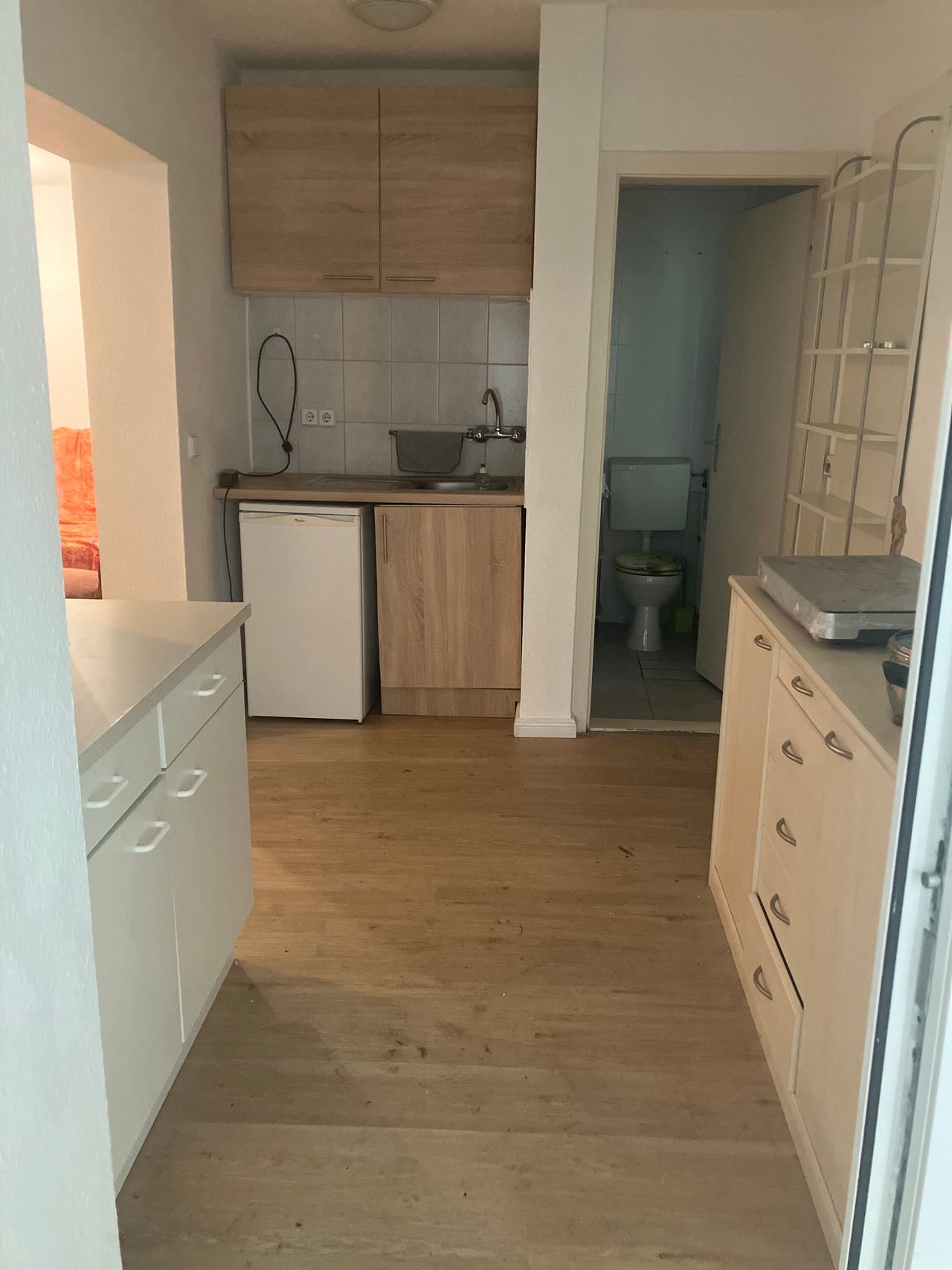Bright and neat flat located in Rosenthal