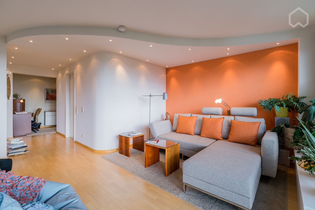 Quiet Penthouse in Charlottenburg incl. private parking
