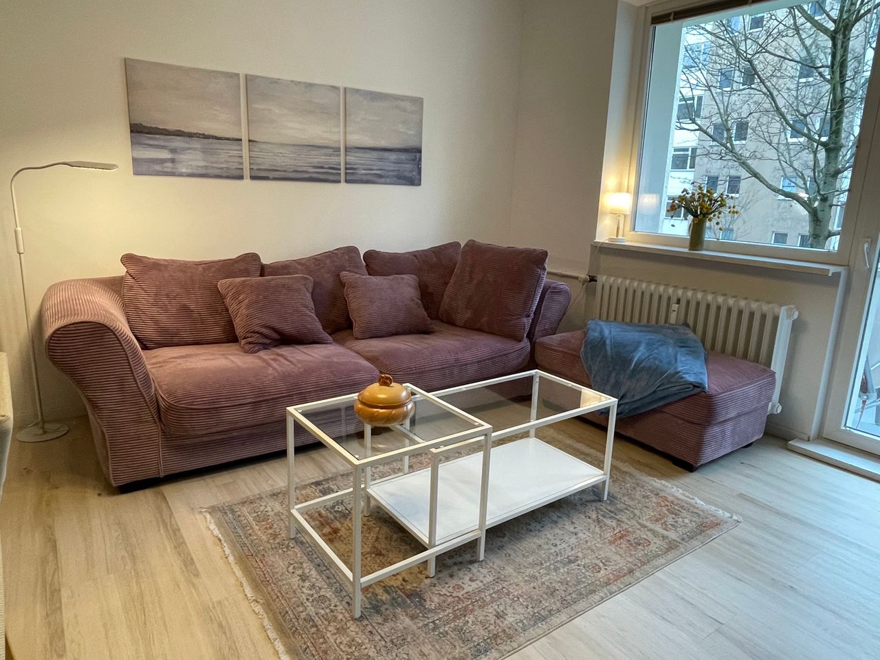 Urban Oasis in Tiergarten: Cozy Furnished Apartment with Balcony and Tranquil Vibes