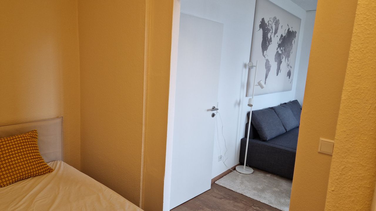 Modern Furnished 44 m2 Apartment - Newly Renovated - 5min to main train station -  Ideal for Short-Term Rental in Flingern, Düsseldorf