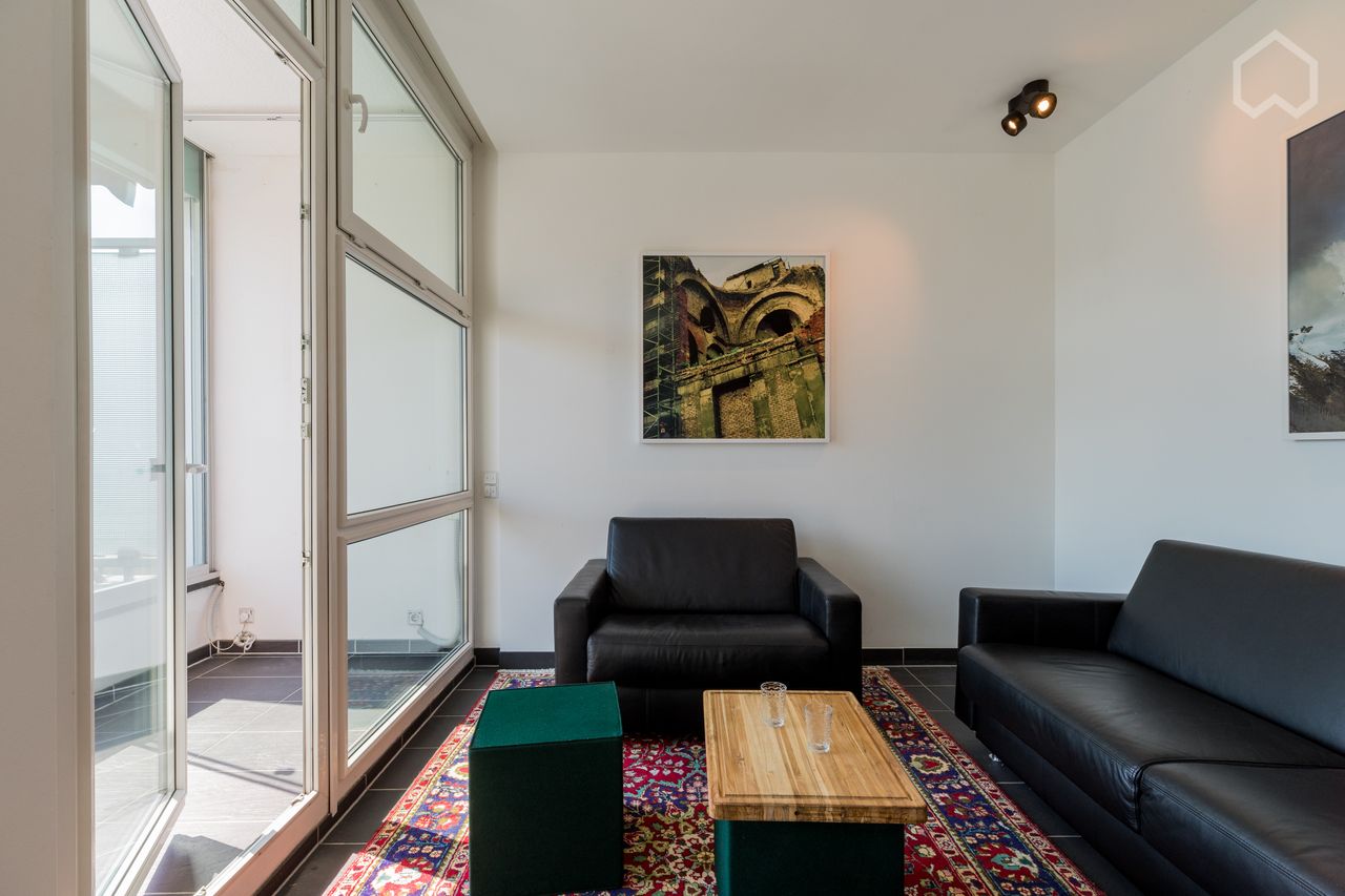 Gorgeous & spacious suite located in Berlin-Tiergarten